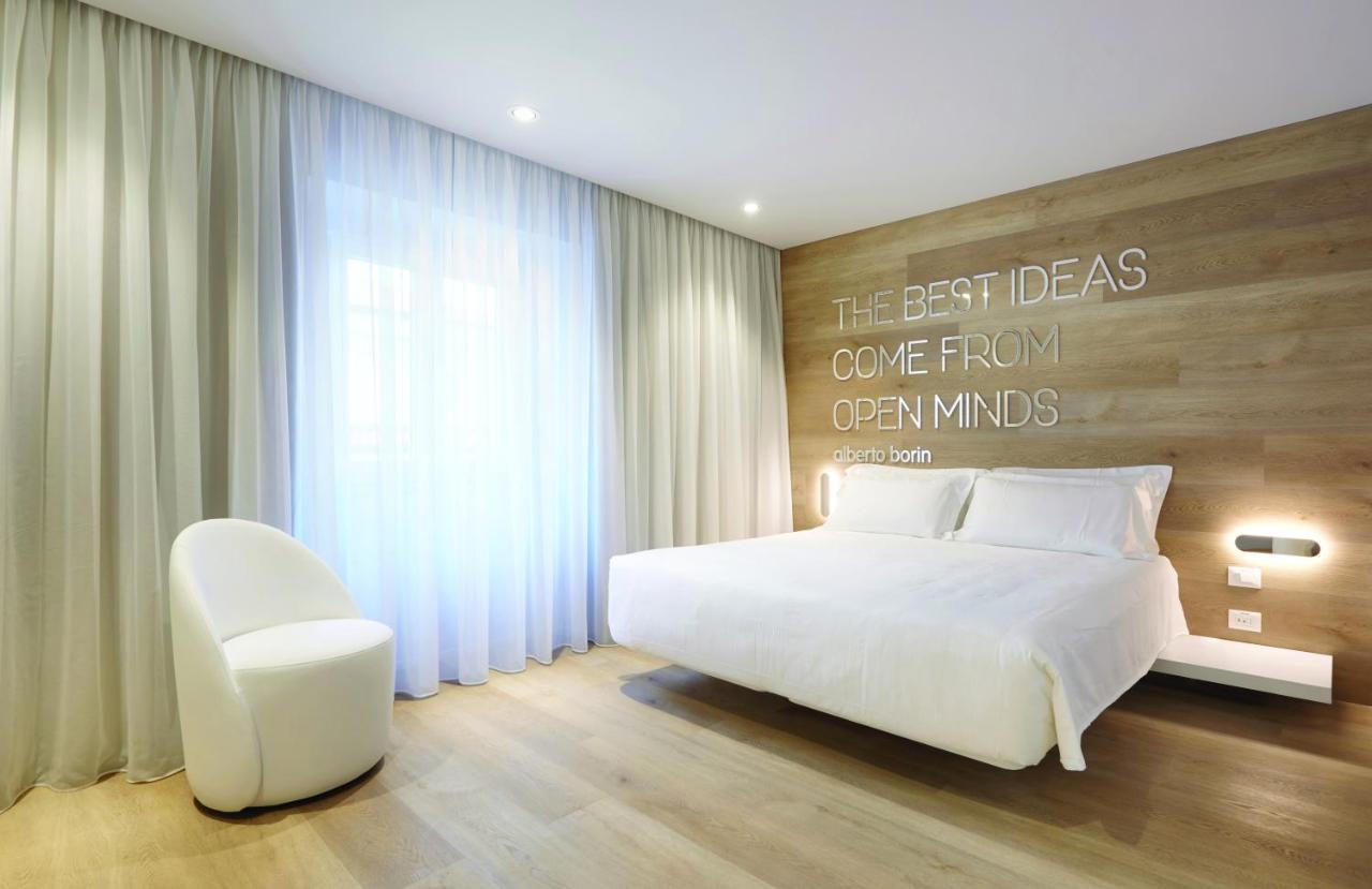 Youme Design Place Hotel Trieste Eksteriør bilde