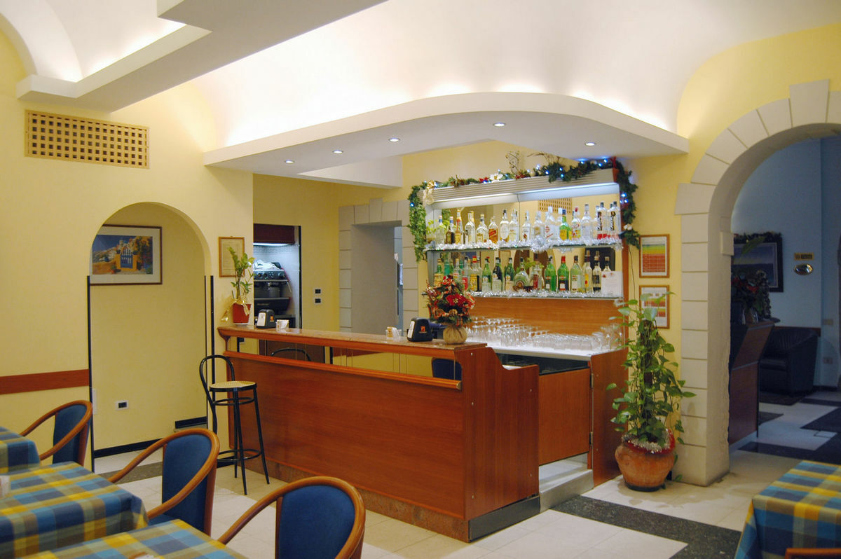 Youme Design Place Hotel Trieste Eksteriør bilde